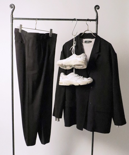 NO NEED(ノーニード)の「グルカワイドテーパードパンツ/セットアップ対応(その他パンツ・メンズ・ブラック/グレー系その他/キャメル・M/L)」の4枚目の写真