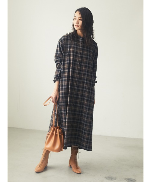 CRAFT STANDARD BOUTIQUE（クラフトスタンダードブティック）の「フロントボタンフレアシャツワンピース●＊（シャツワンピース・レディース・ブラウン/ブラック/ネイビー・FREE）」の7枚目の写真