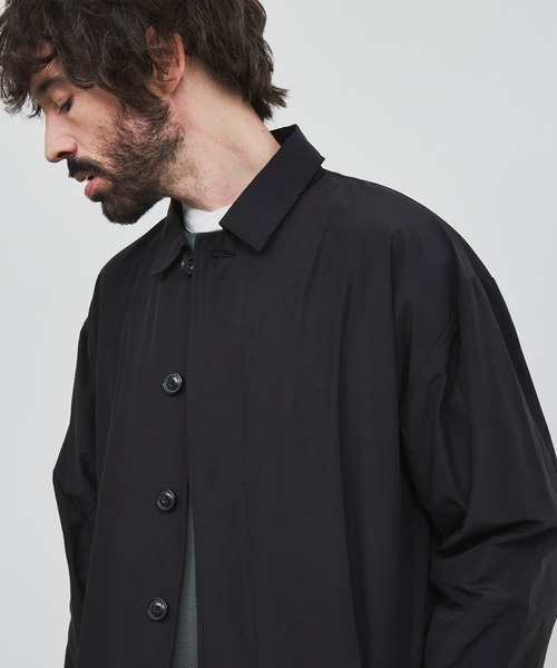 YARD PLUS（ヤードプリュス）の「YARD PLUS ルーズフィットステンカラーコート（ステンカラーコート・メンズ・カーキ/ブラック・MEDIUM/LARGE）」の19枚目の写真