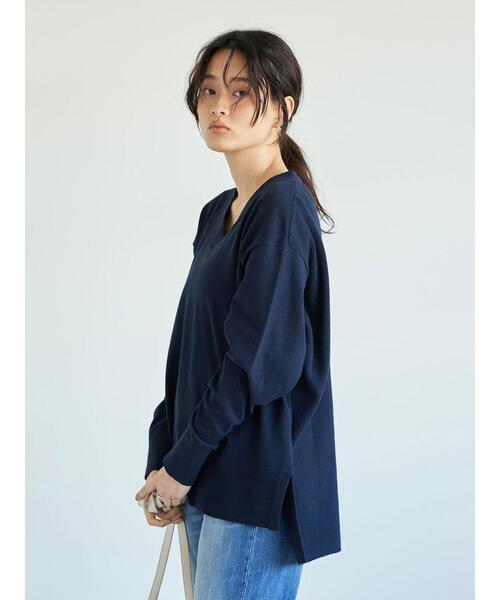 AMERICAN HOLIC（アメリカンホリック）の「Vネックバックリブニットプルオーバー（ニット/セーター・レディース・ライトイエロー/ネイビー/グレイッシュベージュ/アイボリー/ライトピンク・M/L）」の21枚目の写真