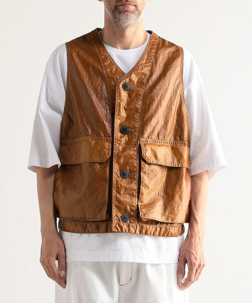 TOMORROWLAND (トゥモローランド)の「リネンキャンバスコーティング ベスト(ベスト・メンズ・ライトグレー/ブラウン/バイオレット・S/M)」の7枚目の写真