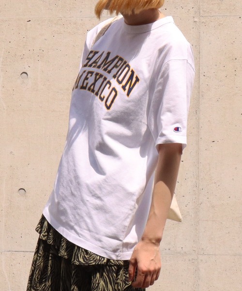 Factor=（ファクターイコール）の「【Champion】T-SHIRT（Tシャツ/カットソー・レディース・ホワイト/グレー・L）」の4枚目の写真