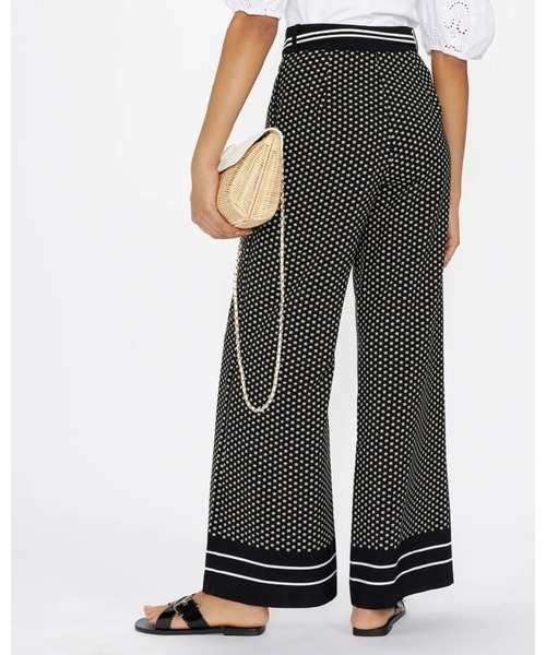 Ted Baker(テッドベーカー)の「BONDIE プリント ワイドパンツ(スラックス・レディース・ブラック・0/1/2/3)」の6枚目の写真