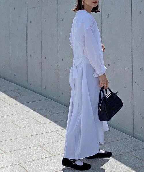 coen by SIZU（コーエンバイシズ）の「coen by SIZU バックプリーツシャツワンピース（ワンピース・レディース・ホワイト/ベージュ・FREE）」の3枚目の写真