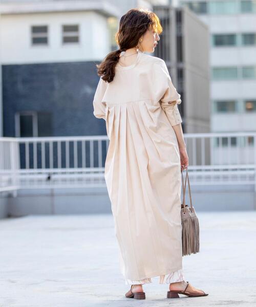 coen by SIZU（コーエンバイシズ）の「coen by SIZU バックプリーツシャツワンピース（ワンピース・レディース・ホワイト/ベージュ・FREE）」の14枚目の写真