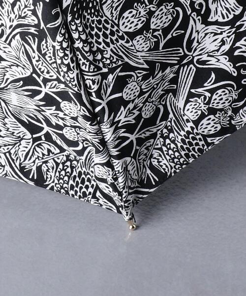 BLUELANE(ブルーレーン)の「<BLUELANE(ブルーレーン)> プリント 晴雨兼用 折りたたみ傘 ▲(折りたたみ傘・レディース・ブラック/ピンク/イエロー・FREE)」の11枚目の写真