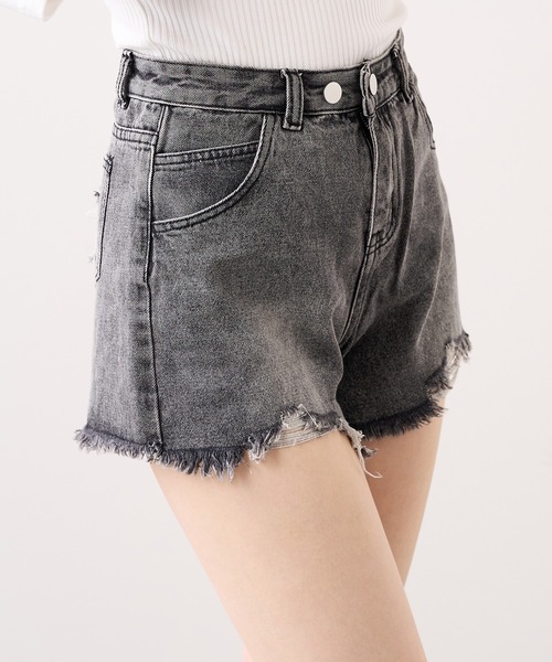 RASVOA（ラスボア）の「ダメージデニムショートパンツ（デニムパンツ・レディース・ブラック/ブルー・S/M）」の4枚目の写真