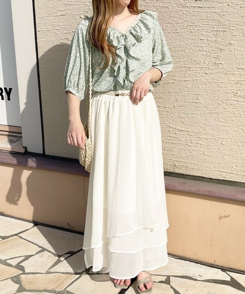 apres jour(アプレジュール)の「花柄ラッフルブラウス【ZOZOTOWN限定アイテム】(シャツ/ブラウス・レディース・サックスブルー/ピンク/アイボリー/ブラック・X-LARGE/フリー)」の18枚目の写真
