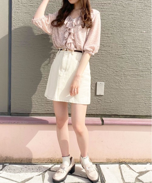 apres jour(アプレジュール)の「花柄ラッフルブラウス【ZOZOTOWN限定アイテム】(シャツ/ブラウス・レディース・サックスブルー/ピンク/アイボリー/ブラック・X-LARGE/フリー)」の12枚目の写真