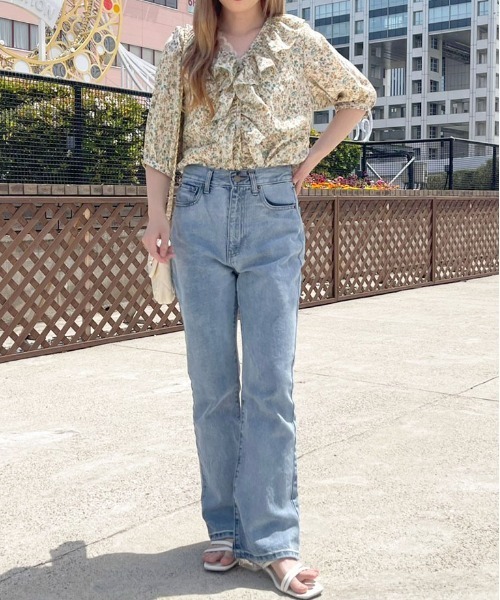 apres jour(アプレジュール)の「花柄ラッフルブラウス【ZOZOTOWN限定アイテム】(シャツ/ブラウス・レディース・サックスブルー/ピンク/アイボリー/ブラック・X-LARGE/フリー)」の20枚目の写真