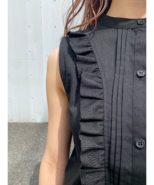 ENVYM（アンビー）の「ノースリーブフリルＳＨ（シャツ/ブラウス・レディース・ホワイト/ブラック・FREE）」の13枚目の写真