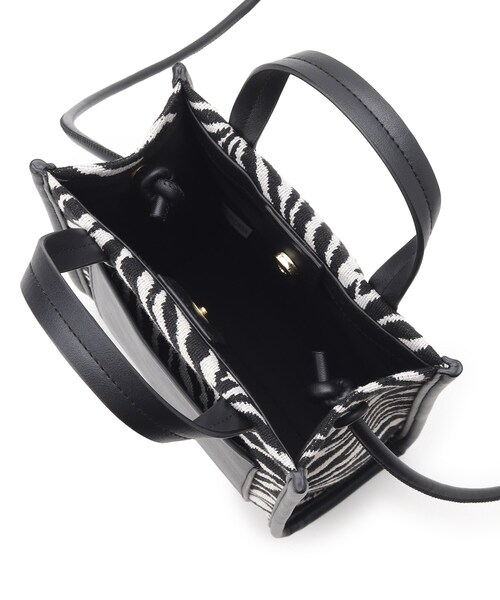 OPAQUE.CLIP(オペークドットクリップ)の「◆キャンバスコンビポケットミニショルダー【エコバッグ付・抗菌防臭加工裏地】(ショルダーバッグ・レディース・オフホワイト/キャメル/ホワイト系3・00)」の17枚目の写真