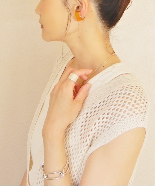 y/m by Yukie（イムバイユキエ）の「クリアイヤカフ（イヤーカフ・レディース・イエロー/クリア・FREE）」の13枚目の写真