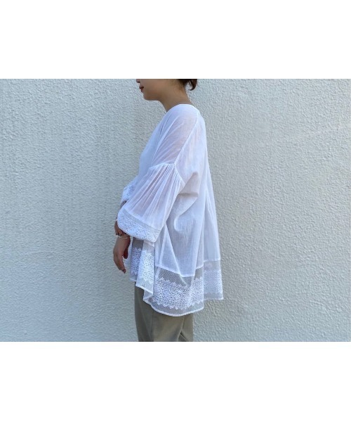 BEARDSLEY（ビアズリー）の「ネット刺繍チュニック（シャツ/ブラウス・レディース・ホワイト/ブラック・FREE）」の3枚目の写真