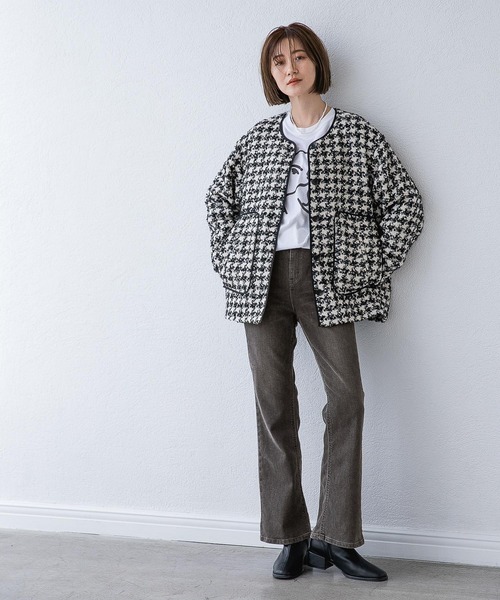 A part by(アパートバイ)の「SOMETHING/フレアデニムパンツ 959263(デニムパンツ・レディース・グレー/ライトブルー・MEDIUM/LARGE)」の7枚目の写真