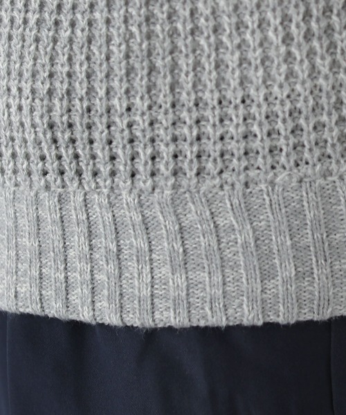 LIL VENDARS（リルヴェンダース）の「アンチピリング ワッフル編み タートル アクリル ニット セーター（ニット/セーター・メンズ・ブラック/ネイビー/ブラウン/オフホワイト/オリーブ/サンドベージュ/モカ/杢グレー/グレー系その他/チャコール・S/M/L/XL）」の16枚目の写真