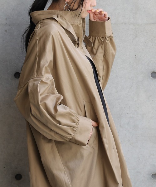 osharewalker(オシャレウォーカー)の「『スタンドカラーシャツデザインコート』(トレンチコート・レディース・ベージュ/カーキ・FREE)」の8枚目の写真