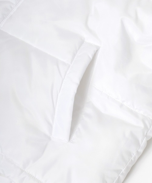 FILA（フィラ）の「FILA◆ビッグシルエット パデットスタンドカラージャケット/フェイクダウンジャケット/ショートペディン（ダウンジャケット/コート・メンズ・ホワイト/ブラック・LL/M/L）」の13枚目の写真