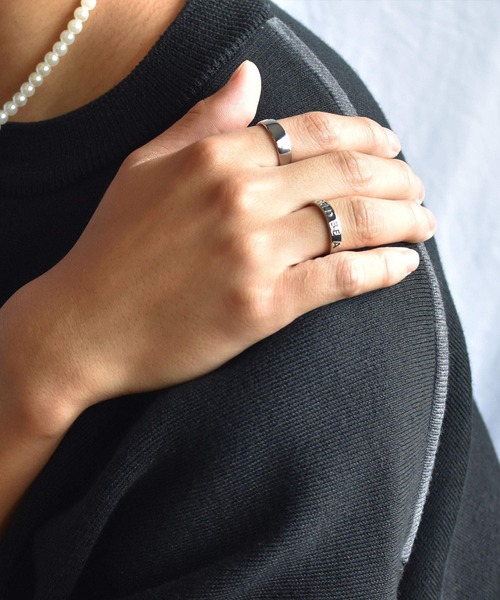 LHME（エルエイチエムイー）の「LHME フラットリング/サージカルステンレス316L（金属アレルギー対応）（リング・メンズ・シルバー・11号/9号/13号/17号/19号/7号/15号/21号）」の8枚目の写真