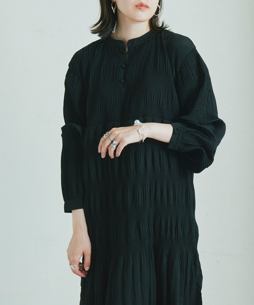 Fizz(フィズ)の「【Fizz/フィズ】 マジョリカプリーツチャイナ釦ワンピース(ワンピース・レディース・ブラック/サンドベージュ/レンガ・M)」の13枚目の写真