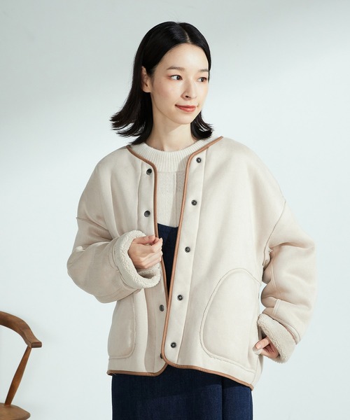 ONIGIRI（オニギリ）の「リバーシブルブルゾン 〈エコムートン×ボア〉（ブルゾン・レディース・ベージュ/ブラウン・MEDIUM/LARGE）」の2枚目の写真