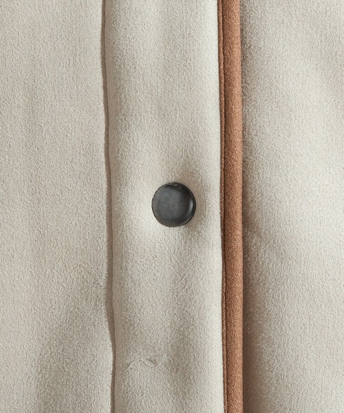 ONIGIRI（オニギリ）の「リバーシブルブルゾン 〈エコムートン×ボア〉（ブルゾン・レディース・ベージュ/ブラウン・MEDIUM/LARGE）」の10枚目の写真