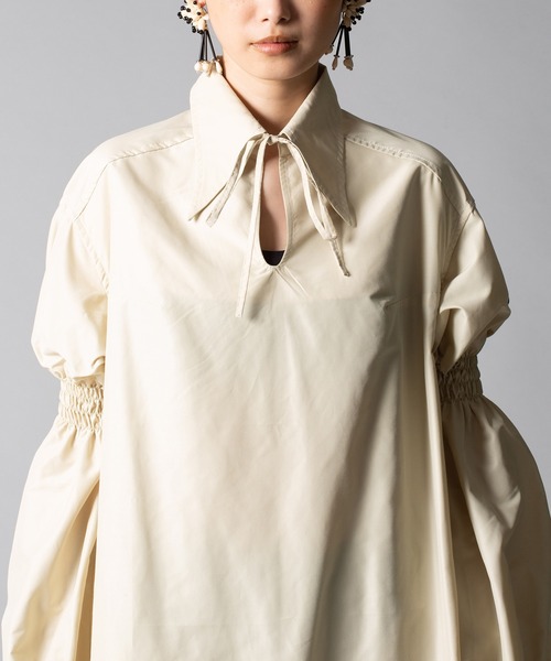 NON TOKYO（ノントーキョー）の「GATHER SLEEVE SHIRT ONE-PIECE