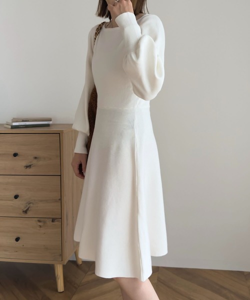 KOBE LETTUCE（コウベレタス）の「[ 岡部あゆみさんコラボ ]選べる3タイプニットワンピース（ワンピース・レディース・ブラック/アイボリー/ボルドー/モカ/ホワイト系その他/ブラック系その他/ブラウン系その他/レッド系その他/ネイビー系/ネイビー/ブラウン/ブラウン系/グレー系/チャコールグレー/ブルー系1/ベージュ系1/グレー系1/ライトベージュ/ベージュ系/ブルー系2/ホワイト系その他2/ネイビー系1/ブラック系その他2/ブルー系/ホワイト系2/ブラック系その他4/ダークグリーン系2/グレー系3/ネイビー系3/ホワイト系その他4/ホワイト系その他3/ベージュ系2/ネイビー系2/グレー系2/ダークグリーン系1/ブラック系その他3/ホワイト系1/ダークグリーン/オフホワイト/ダークグリーン系/ホワイト系/ベージュ系3/ブルー系3/ブルー系4/ブルー系5/ブルー系6/グレー系4/グレー系5/グレー系6/グレー系7/ホワイト系その他5/ホワイト系その他6/ホワイト系その他7/ホワイト×ブラック・1/2/3/5/4）」の2枚目の写真