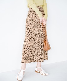 haco! | いつものトップスでパッと華やぐ！シルエットを味方に女っぽく見せる花柄ロングスカート(スカート)