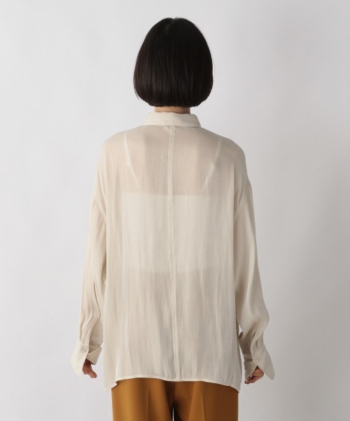 末元様へ LOWRYS FARM（ローリーズファーム）の「シャイニーシャツLS 235605