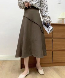 パイピングロングスカート