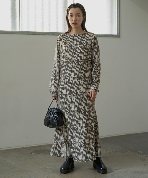 LOUNGEDRESS(ラウンジドレス)の「ゼブラマキシワンピース(ワンピース・レディース・ブラウン/ブラック・FREE)」の3枚目の写真