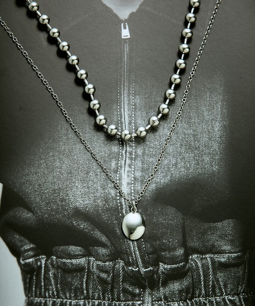 VIS（ビス）の「ボールチェーンレイヤードネックレス（ネックレス・レディース・ゴールド/シルバー・FREE）」の4枚目の写真