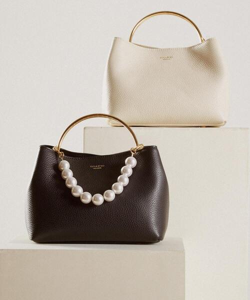 Tiara（ティアラ）の「【VIOLAd'ORO】20TH別注パールハンドバッグ（ハンドバッグ・レディース・アイボリー/ブラック・FREE）」の7枚目の写真