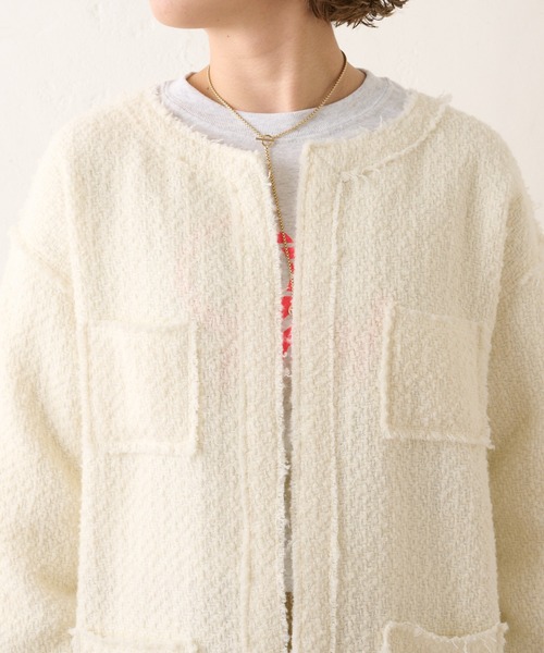 Omekashi（オメカシ）の「ツィードフリンジジャケット（ノーカラー