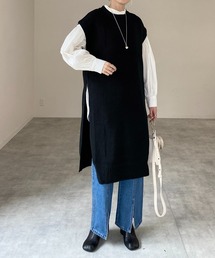 サイドスリット入りノースリーブロングニットベストワンピース
