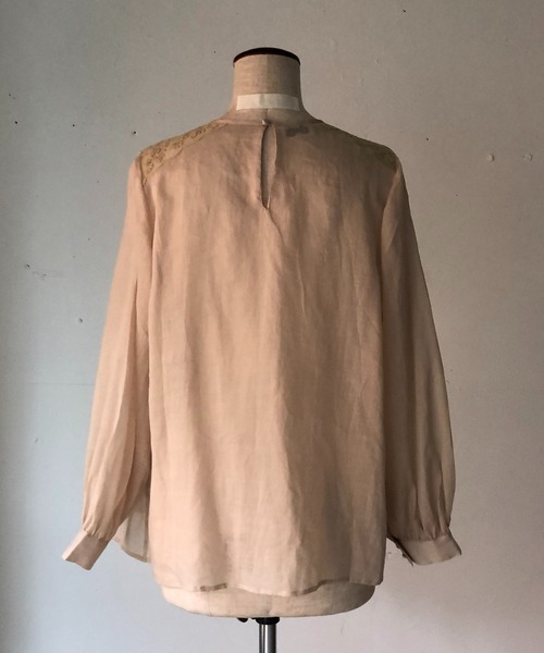 nesessaire（ネセセア）の「チュールエンブロイダリーブラウス（シャツ/ブラウス・レディース・ブルー/アイボリー・38）」の7枚目の写真