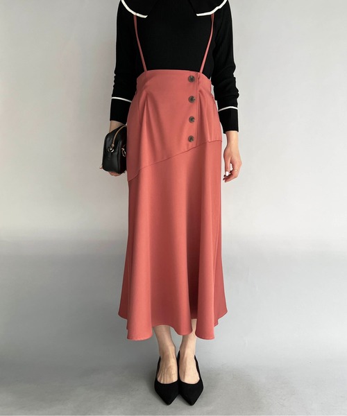 PICCIN（ピッチン）の「フロントボタンマーメイドスカート（サスペンダー付き）（スカート・レディース・ブラック/ピンク・M/L）」の3枚目の写真