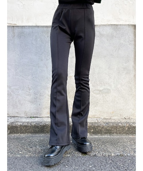 ENVYM（アンビー）の「スムースフレアＰＴ（その他パンツ・レディース・ブラック/ブラウン・FREE）」の2枚目の写真