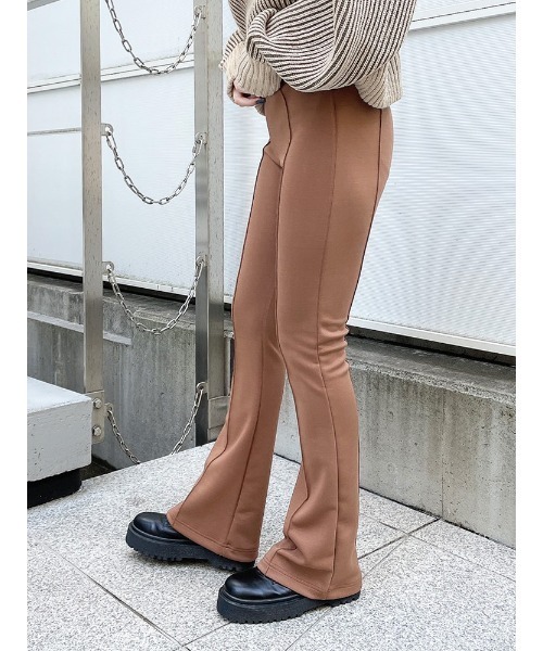 ENVYM（アンビー）の「スムースフレアＰＴ（その他パンツ・レディース・ブラック/ブラウン・FREE）」の10枚目の写真