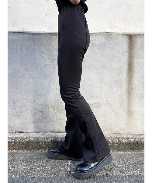 ENVYM（アンビー）の「スムースフレアＰＴ（その他パンツ・レディース・ブラック/ブラウン・FREE）」の3枚目の写真