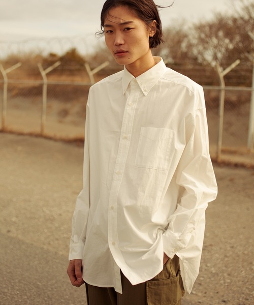 FIDELITY(フィデリティ)の「BUTTON DOWN BIG SHIRT / ボタンダウンビッグシャツ・ビッグシルエット(シャツ/ブラウス・メンズ・ホワイト/ネイビー/オフホワイト・LARGE/MEDIUM)」の3枚目の写真