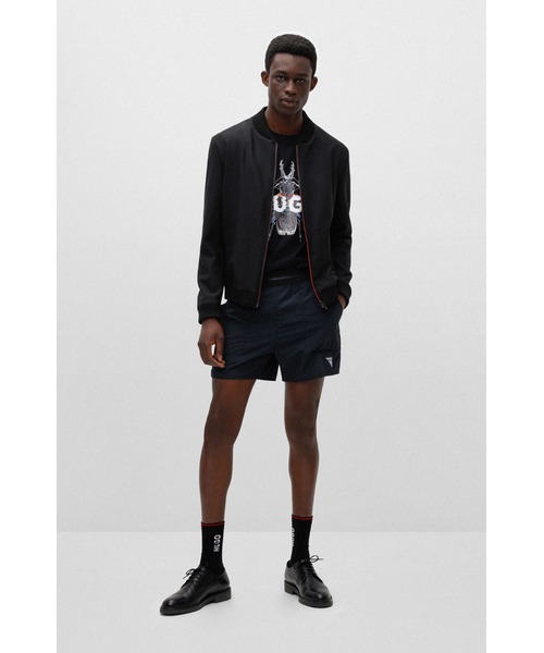 HUGO(ヒューゴ)の「サイバーバグ アートワーク コットンジャージー Tシャツ(Tシャツ/カットソー・メンズ・ブラック・L/XL/XS/S/M/XXL)」の4枚目の写真