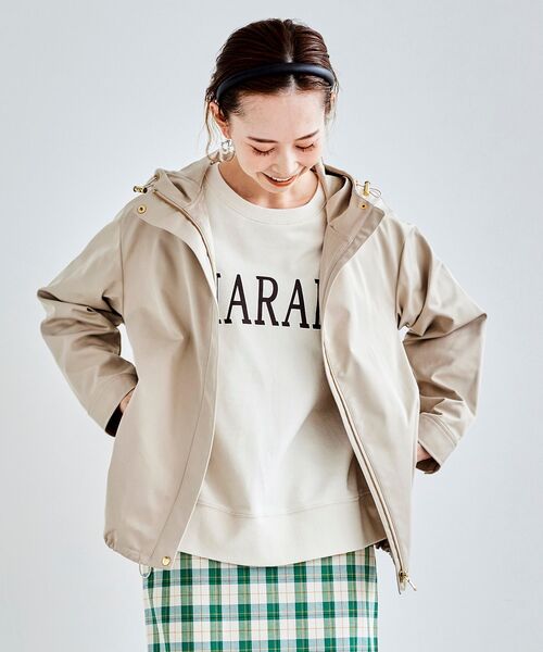 le.coeur blanc(ルクールブラン)の「ツイルストレッチフードブルゾン(ブルゾン・レディース・ベージュ/ネイビー/グレイッシュベージュ・FREE)」の9枚目の写真