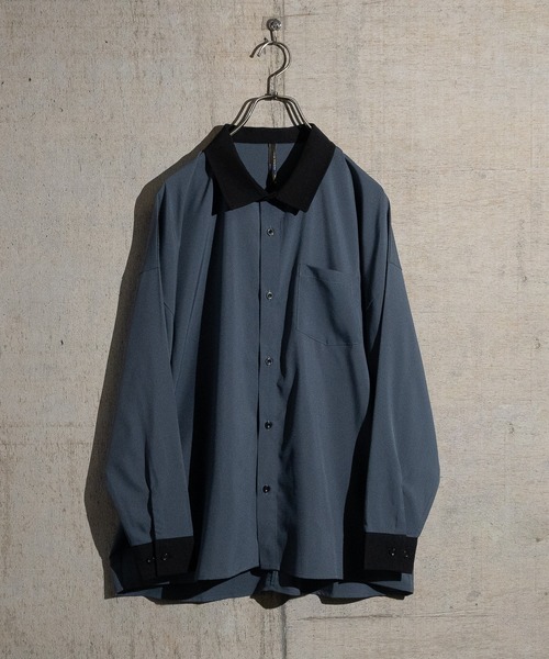 JOHN'S CLOSET（ジョンズクローゼット）の「【i】ポリストレッチクレリックビッグシャツ（シャツ/ブラウス・メンズ・チャコールグレー/グリーン/グレイッシュベージュ/サックスブルー/ホワイト/パープル/ブラック/ネイビー・LARGE/MEDIUM/X-LARGE）」の4枚目の写真