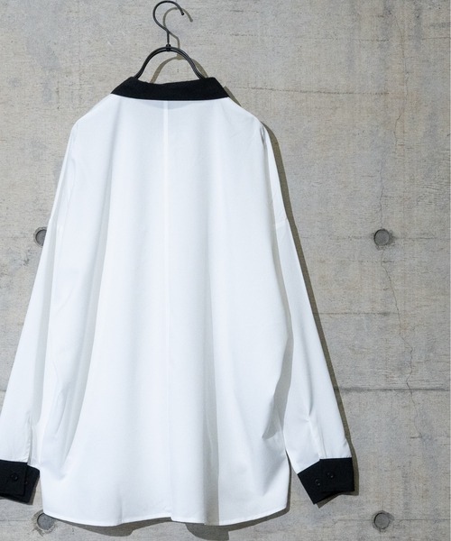 JOHN'S CLOSET（ジョンズクローゼット）の「【i】ポリストレッチクレリックビッグシャツ（シャツ/ブラウス・メンズ・チャコールグレー/グリーン/グレイッシュベージュ/サックスブルー/ホワイト/パープル/ブラック/ネイビー・LARGE/MEDIUM/X-LARGE）」の12枚目の写真