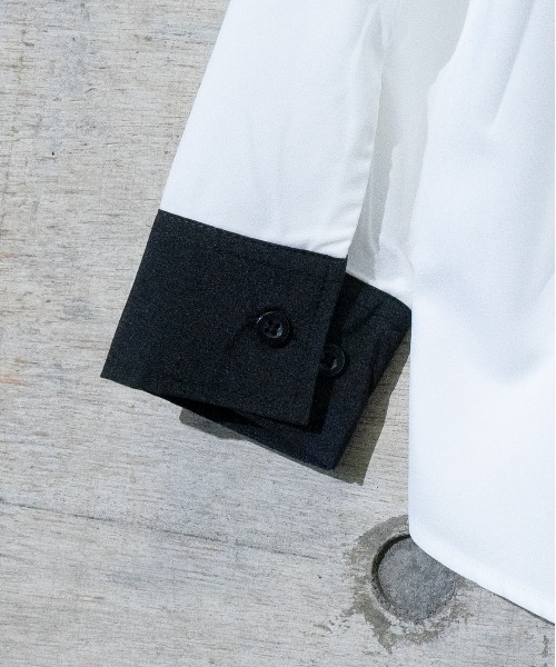 JOHN'S CLOSET（ジョンズクローゼット）の「【i】ポリストレッチクレリックビッグシャツ（シャツ/ブラウス・メンズ・チャコールグレー/グリーン/グレイッシュベージュ/サックスブルー/ホワイト/パープル/ブラック/ネイビー・LARGE/MEDIUM/X-LARGE）」の13枚目の写真