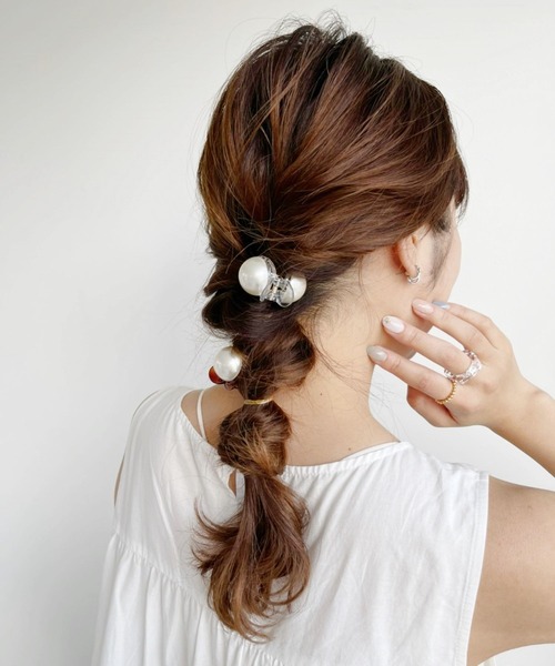 Heather（ヘザー）の「パールミニバンスクリップ　275607（バレッタ/ヘアクリップ・レディース・ブラウン/クリア・ONE SIZE）」の4枚目の写真