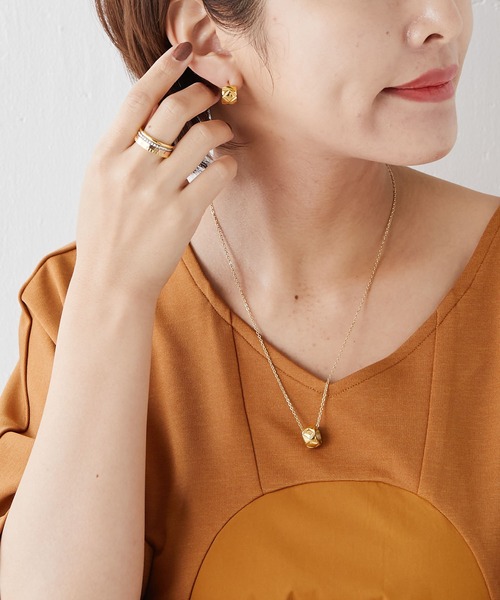 ear PAPILLONNER(イアパピヨネ)の「《金属アレルギー対応》ステンレスマルチカラーリング(リング・レディース・ゴールド・14号)」の3枚目の写真