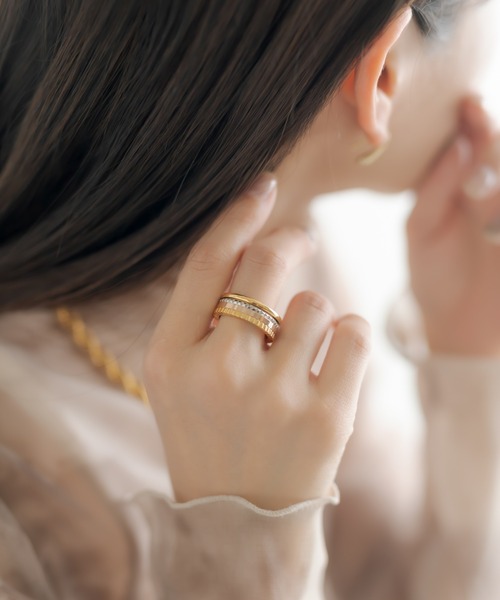 ear PAPILLONNER(イアパピヨネ)の「《金属アレルギー対応》ステンレスマルチカラーリング(リング・レディース・ゴールド・14号)」の13枚目の写真